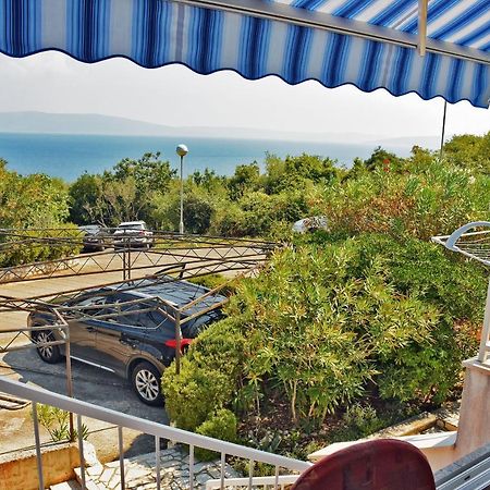 Cosy Studio With A Terrace And A Sea View ラヴニ エクステリア 写真